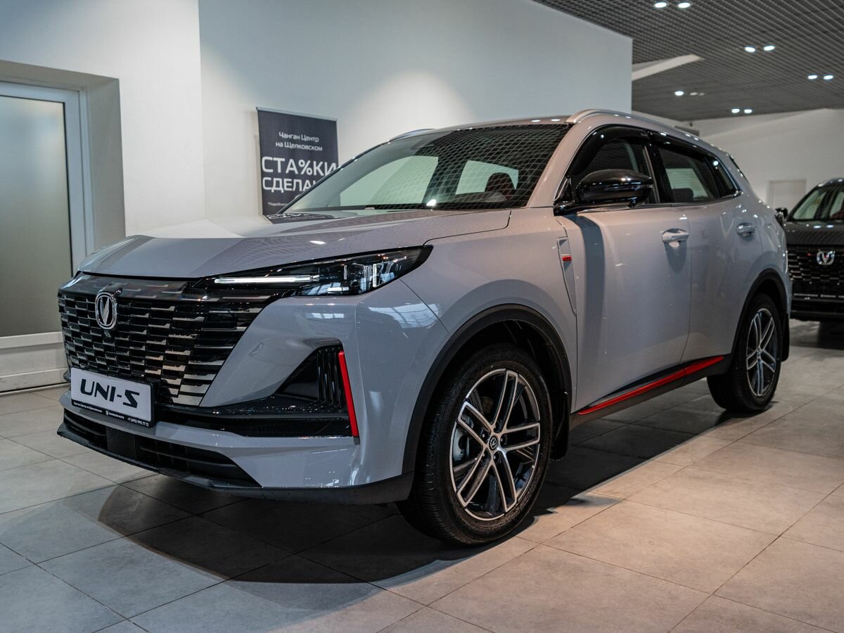 Открыть фотографии: Changan UNI-S I