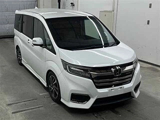 Открыть фотографии: Honda Stepwgn V Рестайлинг