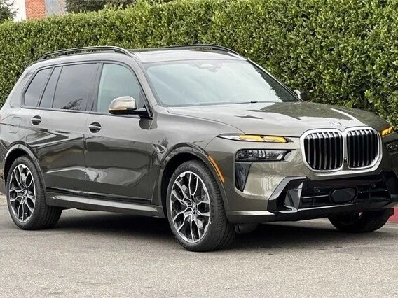 Открыть фотографии: BMW X7 I (G07) Рестайлинг