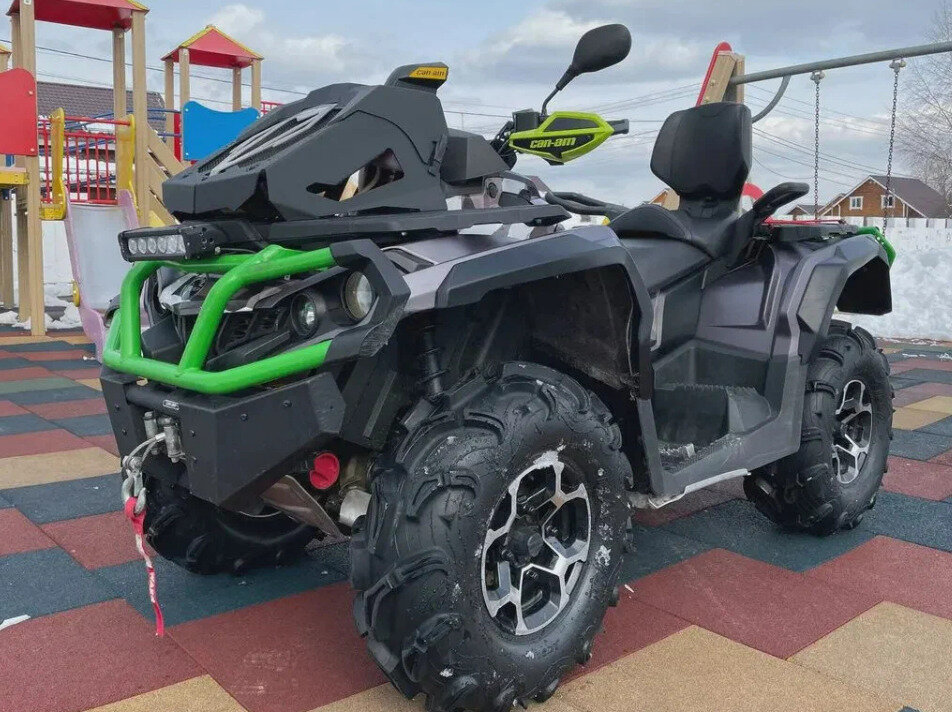 BRP Can-Am Outlander MAX 850