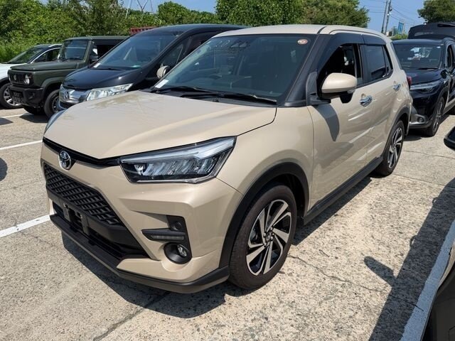 Открыть фотографии: Toyota Raize I
