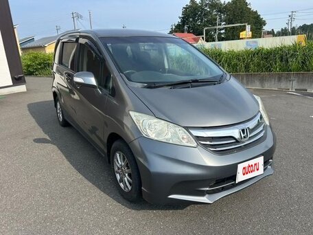 Honda Freed I Рестайлинг