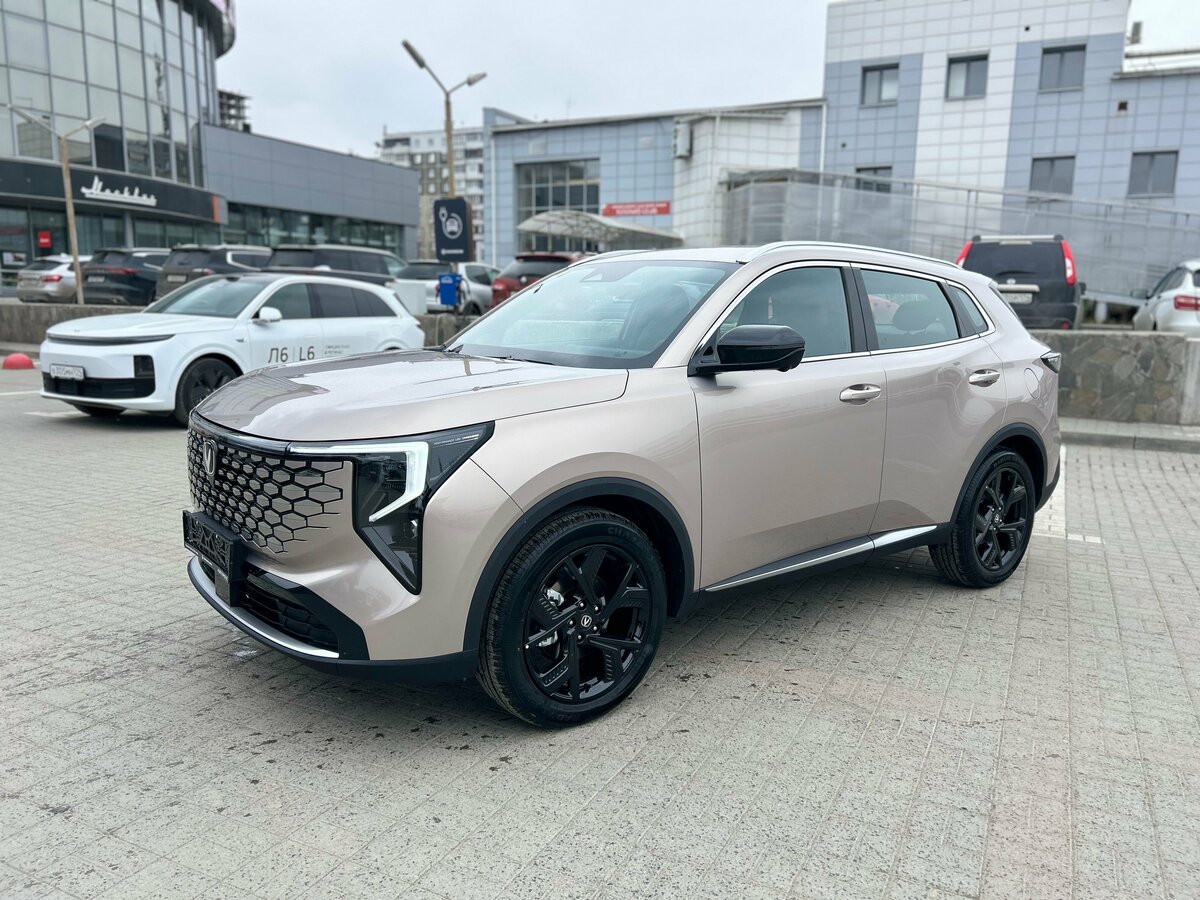Открыть фотографии: Changan UNI-S I Рестайлинг