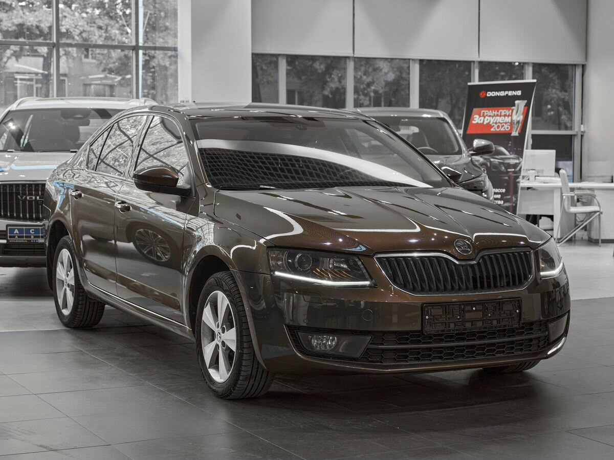 Открыть фотографии: Skoda Octavia III (A7)