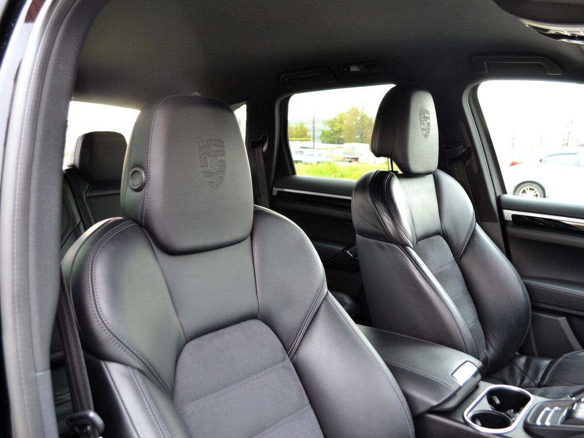 PORSCHE CAYENNE - фото 16