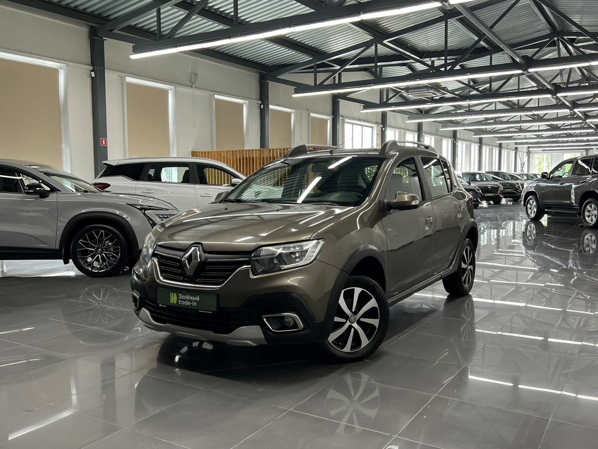 Открыть фотографии: Renault Sandero II Рестайлинг