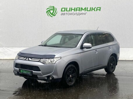 Mitsubishi Outlander III