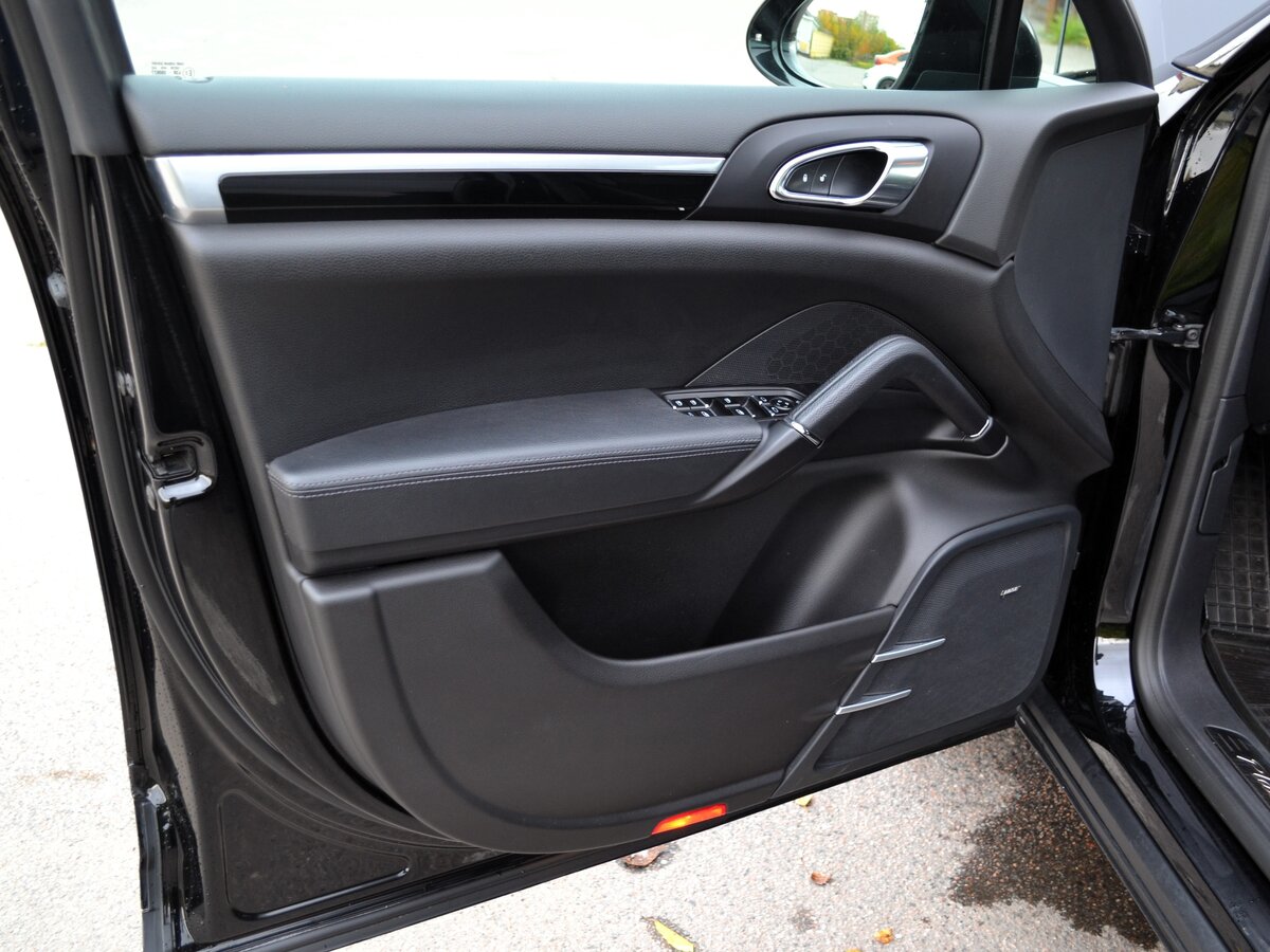 PORSCHE CAYENNE - фото 7