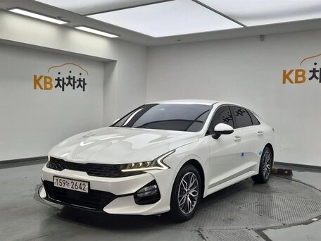 Kia K5 III