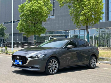 Mazda 3 IV (BP)