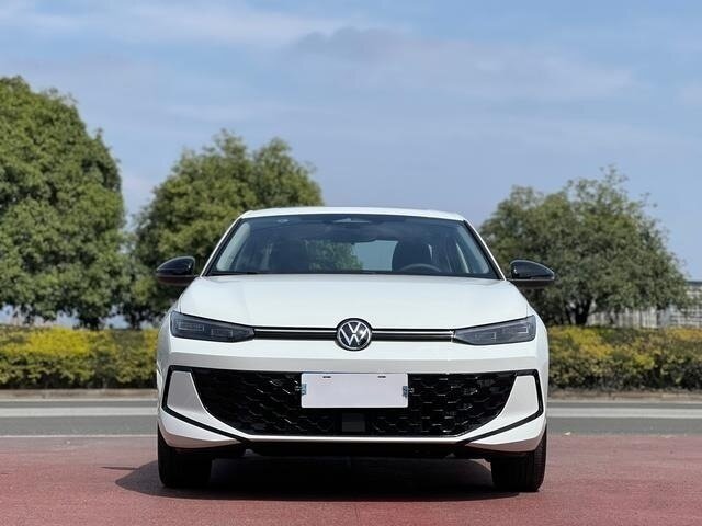 Volkswagen Lavida Pro IV