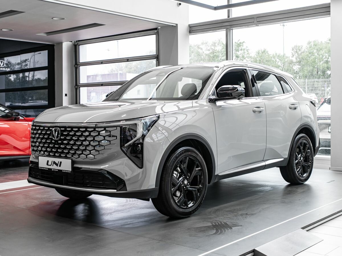 Открыть фотографии: Changan UNI-S I Рестайлинг