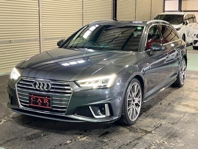 Audi A4 V (B9)