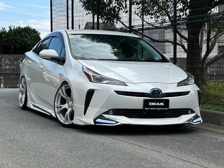 Toyota Prius IV Рестайлинг (XW50)