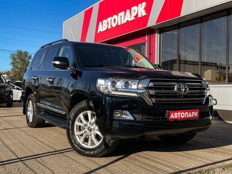 Toyota Land Cruiser 200 Series Рестайлинг 2