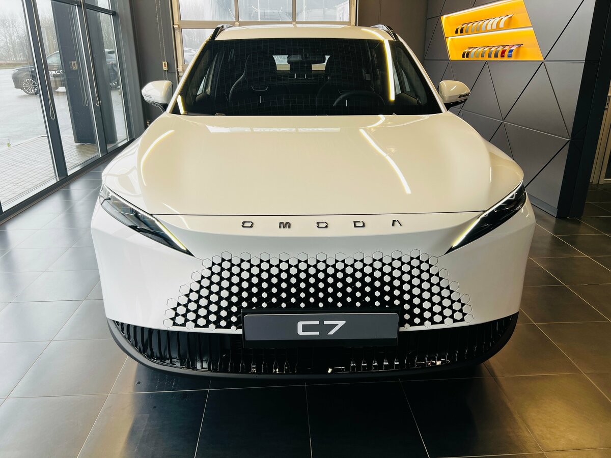 Omoda C7