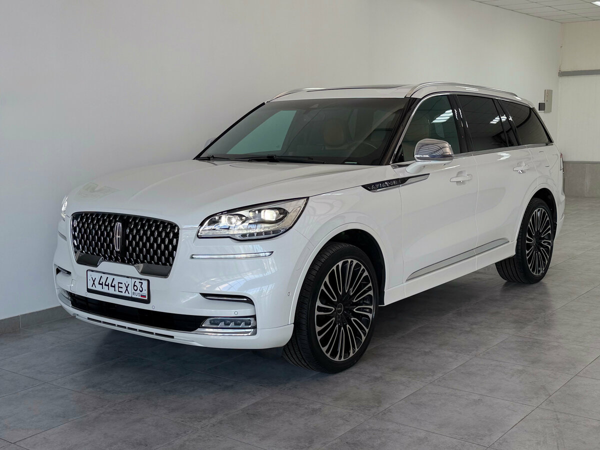 Открыть фотографии: Lincoln Aviator II
