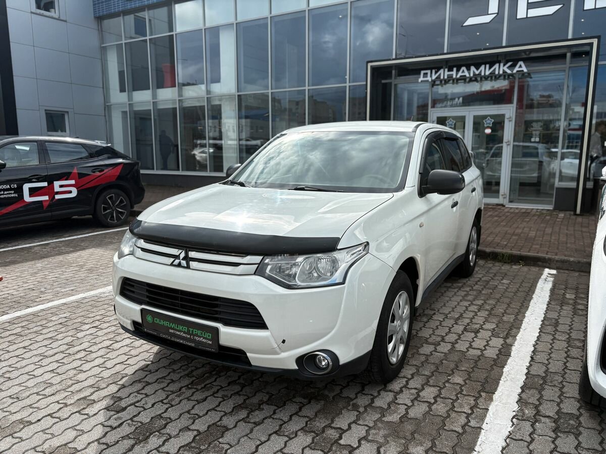 Открыть фотографии: Mitsubishi Outlander III Рестайлинг