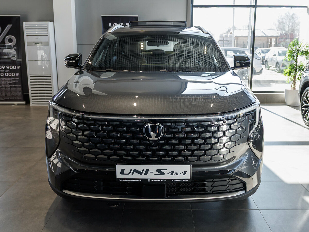 Открыть фотографии: Changan UNI-S I Рестайлинг