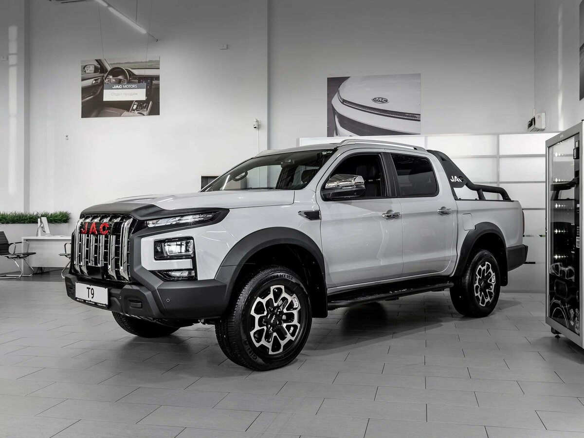 Открыть фотографии: JAC T9