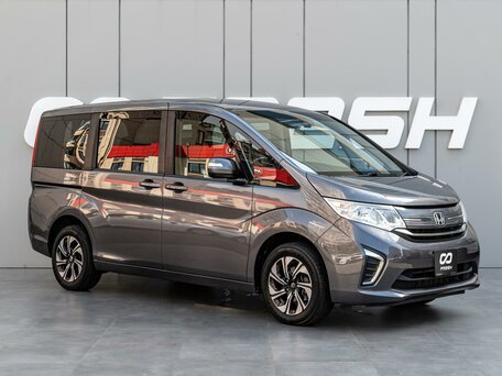 Honda Stepwgn V Рестайлинг