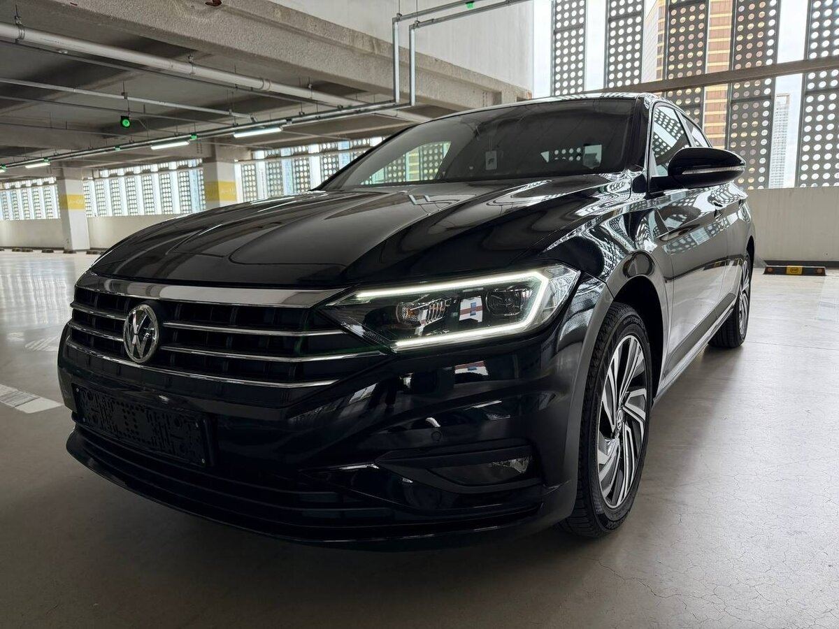 Открыть фотографии: Volkswagen Jetta VII