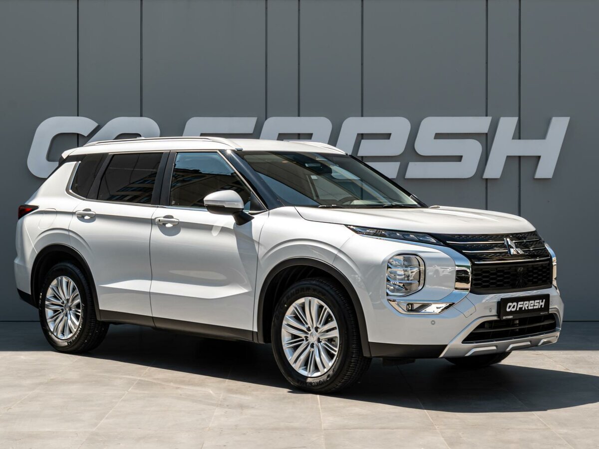 Открыть фотографии: Mitsubishi Outlander IV