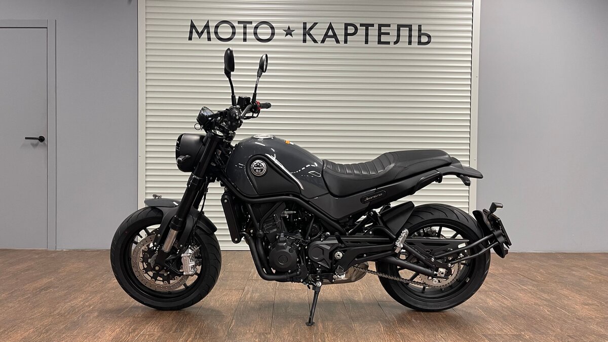 Benelli Leoncino 500