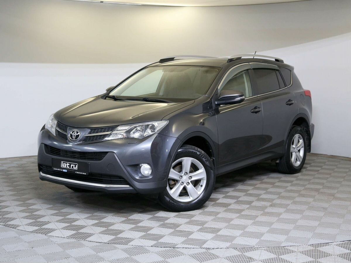 Открыть фотографии: Toyota RAV4 IV (XA40)