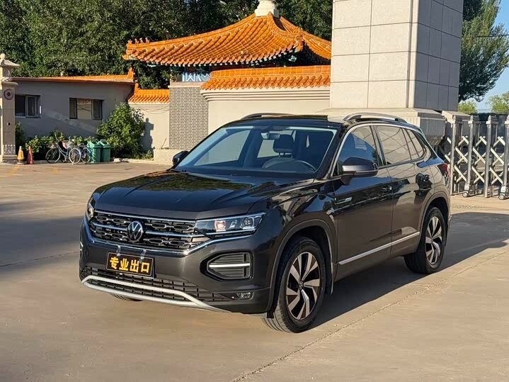 Открыть фотографии: Volkswagen Tayron I