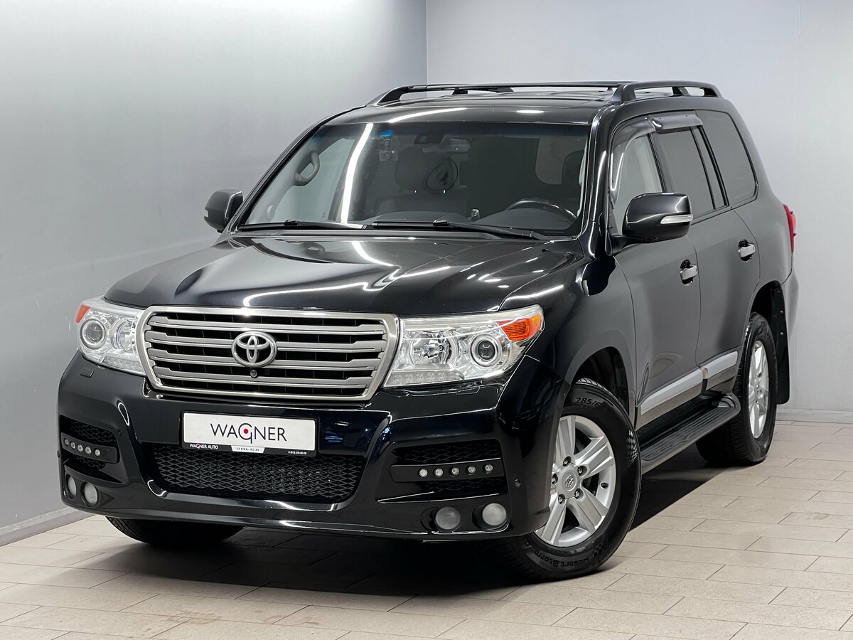 Открыть фотографии: Toyota Land Cruiser 200 Series Рестайлинг 1