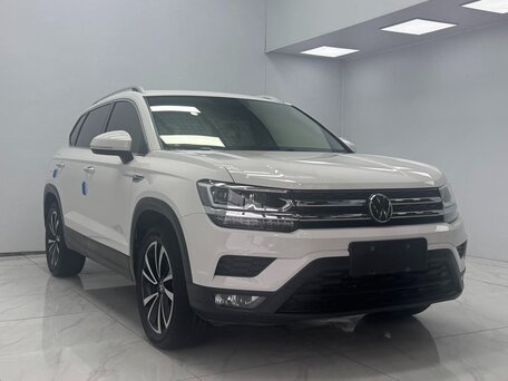 Volkswagen Tharu I