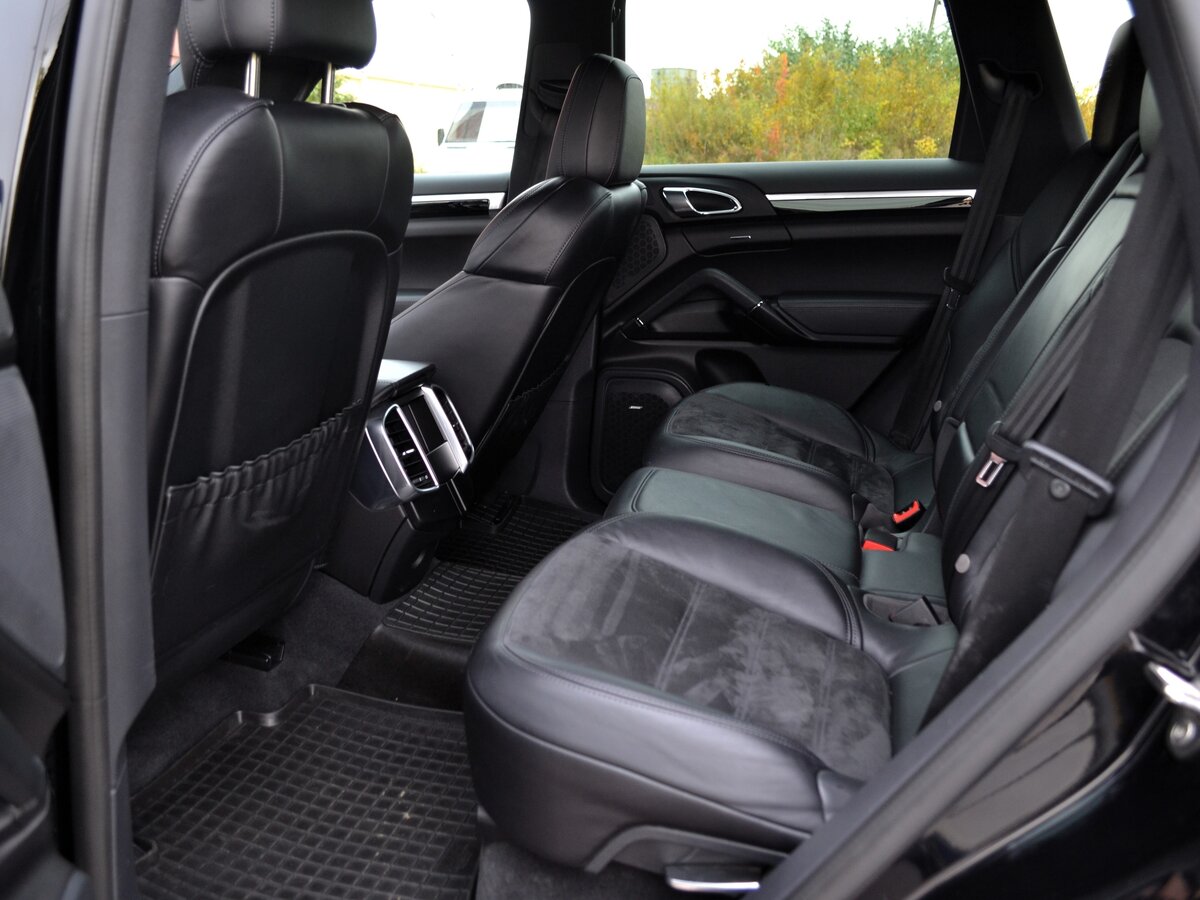 PORSCHE CAYENNE - фото 17