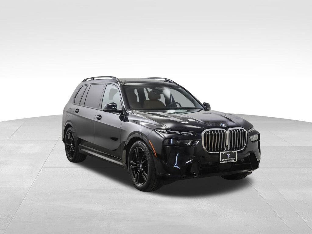 Открыть фотографии: BMW X7 I (G07) Рестайлинг