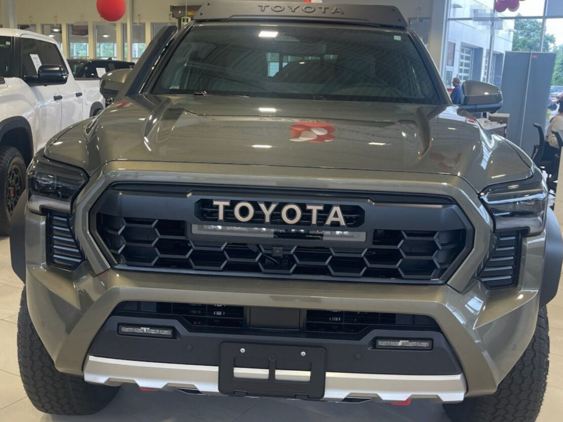 Toyota Tacoma IV
