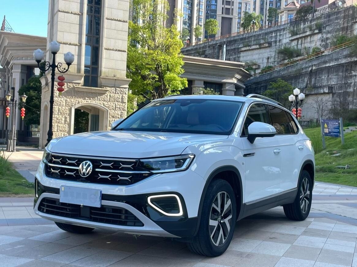Открыть фотографии: Volkswagen Tayron I