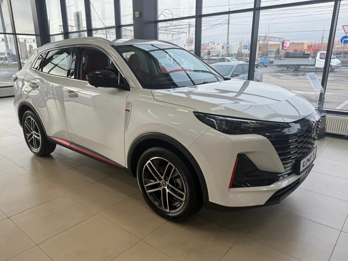 Открыть фотографии: Changan UNI-S I