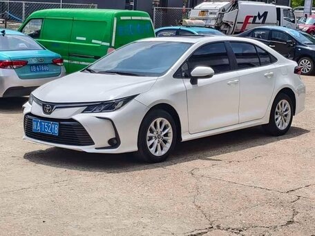 Toyota Corolla XII (E210)