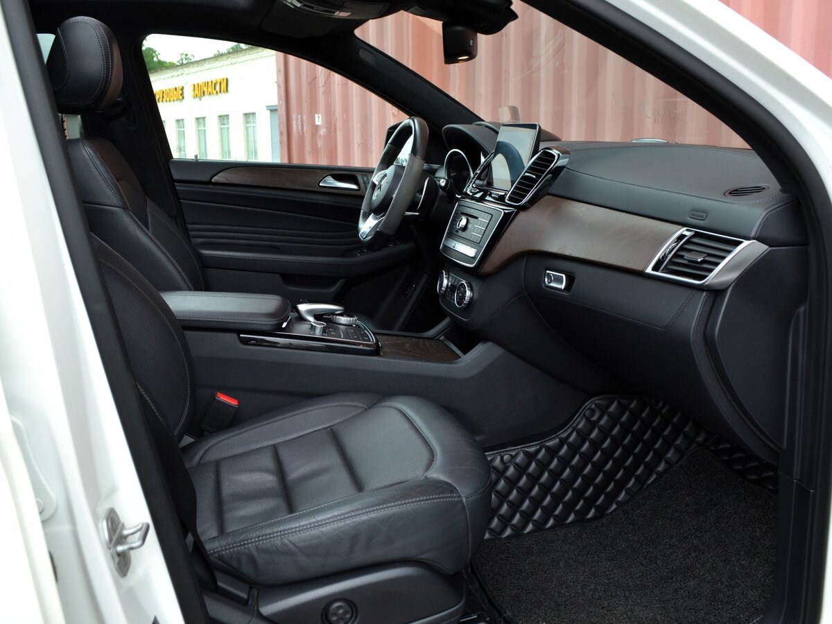 MERCEDES GLE_KLASSE_COUPE_AMG - фото 7