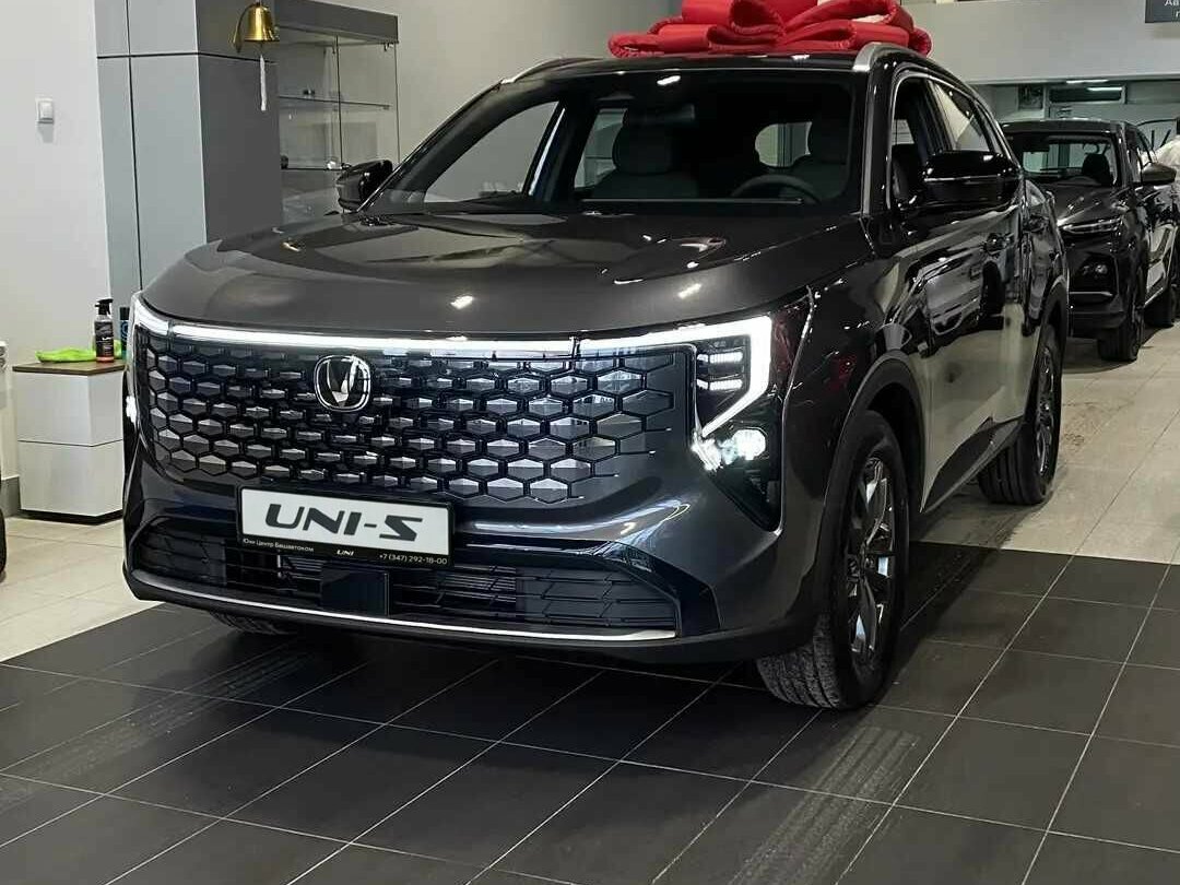 Открыть фотографии: Changan UNI-S I Рестайлинг