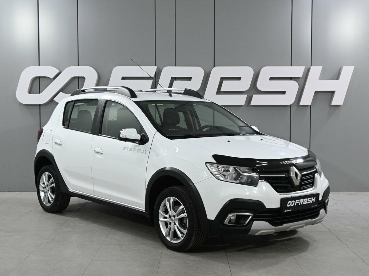 Открыть фотографии: Renault Sandero II Рестайлинг
