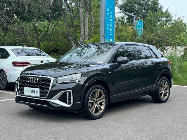 Audi Q2 I